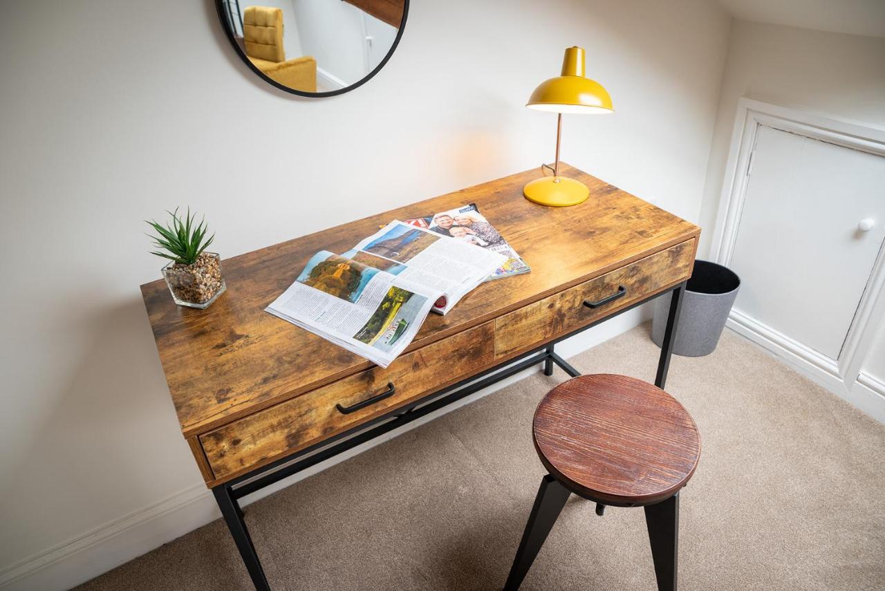 Luxury Studio Apartment - Town Centre ホワイトヘイブン エクステリア 写真